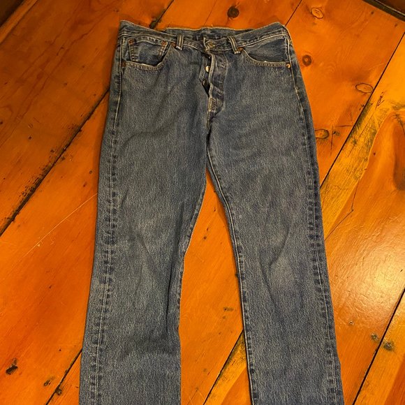 Vintage Levi's 501 Medium Wash – 32 x 32 - Picture 1 of 12